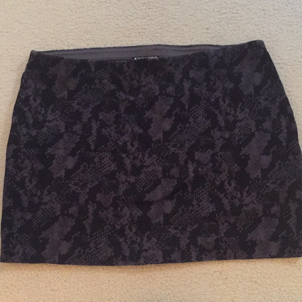 Express mini snake print skirt